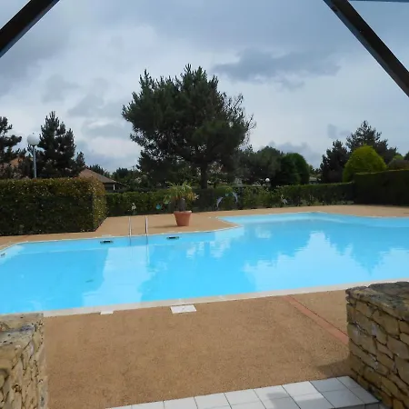 Pavillon Avec Piscine Commune Et Jardin A 800m De La - Fr-1-336-72 Hébergement de vacances Saint-Vincent-sur-Jard