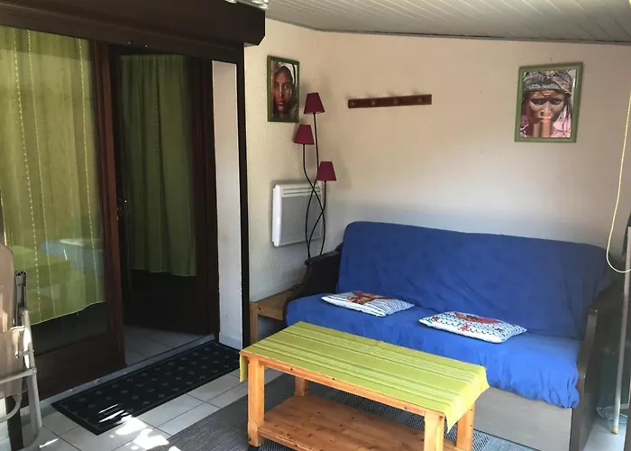 Hébergement de vacances Pavillon Avec Piscine Commune Et Jardin A 800m De La - Fr-1-336-72 *